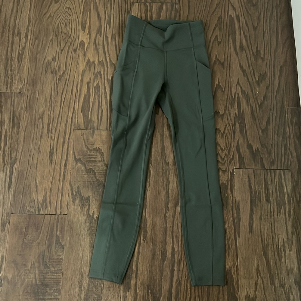 Luluemon Wunder Train leggings